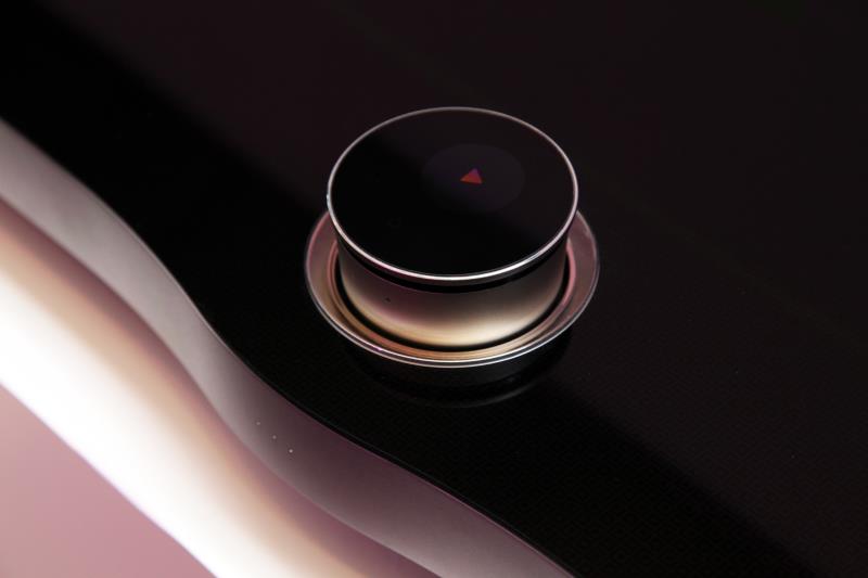 創(chuàng)維攻殼黑科技，OLED新品Wallpaper藝術(shù)氣息令人驚艷-鋒巢網(wǎng)