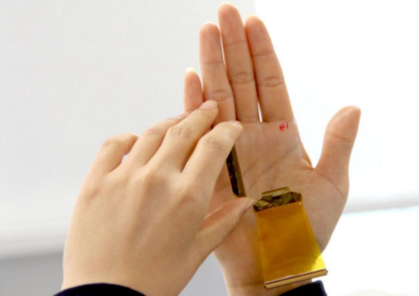 將指紋識別融入屏幕成新趨勢 國產(chǎn)廠商是首批受益者-鋒巢網(wǎng)