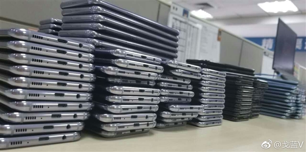 三星工程師爆料：國行Galaxy S8已經(jīng)準(zhǔn)備就緒坐等開賣-鋒巢網(wǎng)