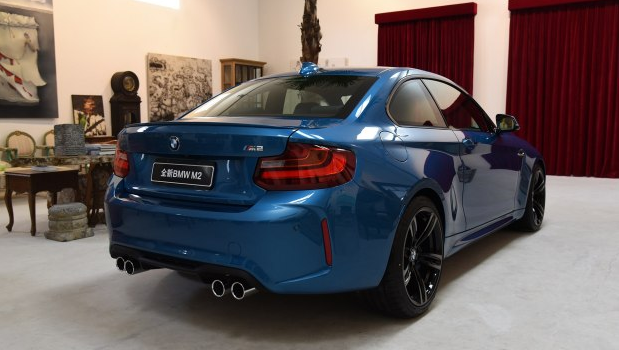 寶馬新款M2：新款老款 傻傻分不清楚？-鋒巢網(wǎng)