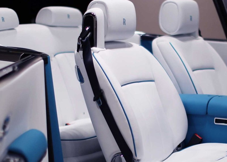 勞斯萊斯推出幻影特別版：再見卻成告別 宣布終結(jié)-鋒巢網(wǎng)