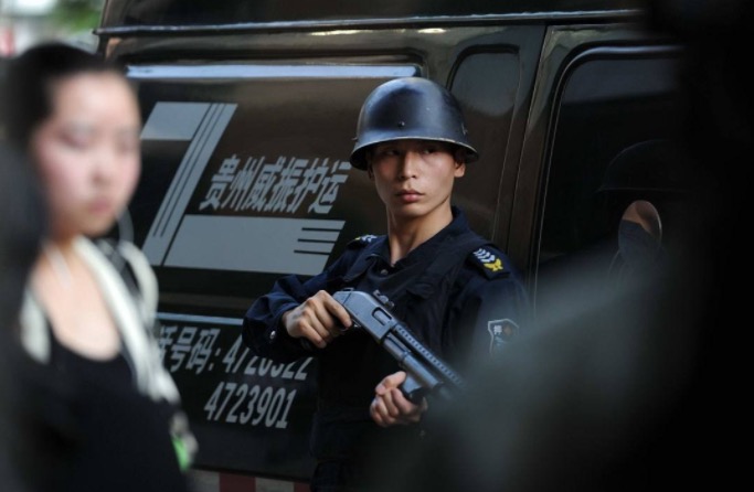 移動支付太震撼，連現(xiàn)金“押運(yùn)業(yè)務(wù)”都少了-鋒巢網(wǎng)