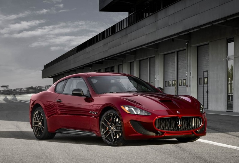 全球限400輛：瑪莎拉蒂GranTurismo周年特別版發(fā)售-鋒巢網(wǎng)