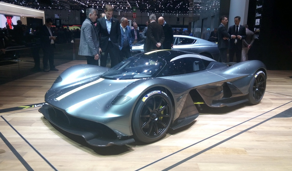 先交錢后提貨：阿斯頓·馬丁超級跑車Valkyrie已售罄，于2019年交貨-鋒巢網(wǎng)