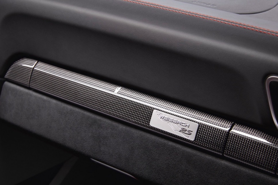 限量1000臺(tái)的超跑新作：保時(shí)捷2018全新911 GT2 RS登陸-鋒巢網(wǎng)