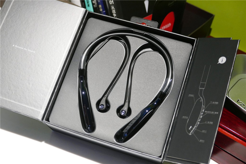 漫步者W360BT藍(lán)牙耳機(jī)體驗(yàn)：舒適的佩戴感和寬松的聽感-鋒巢網(wǎng)