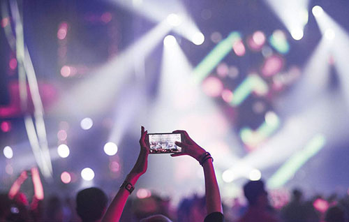 Alexa接入音樂App中，會拯救其尷尬的局面嗎？-鋒巢網(wǎng)