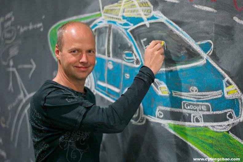 無人駕駛汽車還面臨兩大挑戰(zhàn)：數(shù)據(jù)收集+安全漏洞-鋒巢網(wǎng)