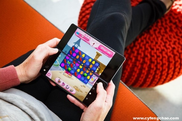 魅族的“智窗”失敗了，中興的折疊屏幕能成功嗎？-鋒巢網(wǎng)