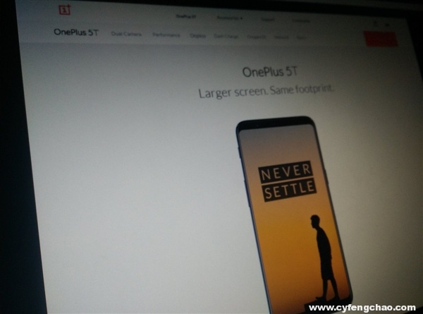 一加5T諜照曝光 全面屏設(shè)計(jì)與OPPO R11s外觀基本一致-鋒巢網(wǎng)