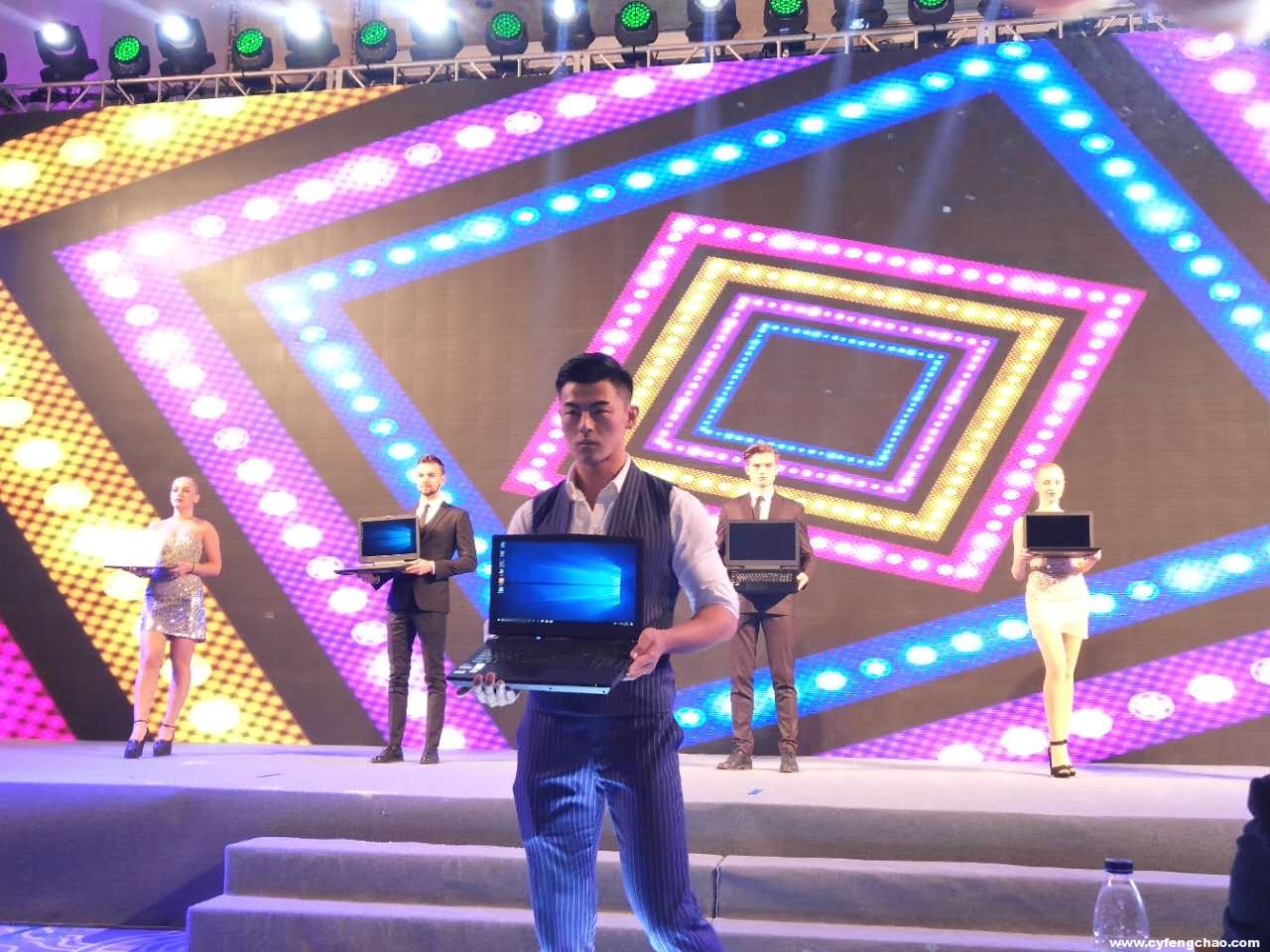 玩家福音：頂配雙顯卡 GX10-CP7，神舟發(fā)超級(jí)戰(zhàn)神游戲本-鋒巢網(wǎng)