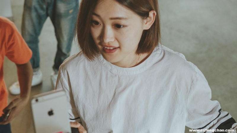 透過“映像絲路”看映客“新娛樂” 直播行業(yè)將迎來關(guān)鍵拐點(diǎn)？-鋒巢網(wǎng)