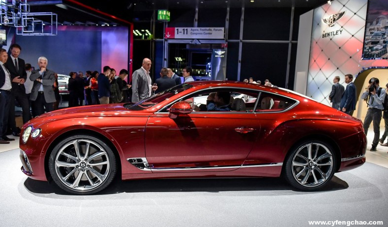 賓利歐陸新G：融入年輕化，豪華再升級-鋒巢網(wǎng)