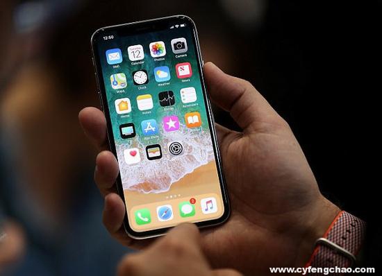 拯救低溫失靈？iOS 11.1.2系統(tǒng)修復(fù)iPhone X 的Bug！-鋒巢網(wǎng)