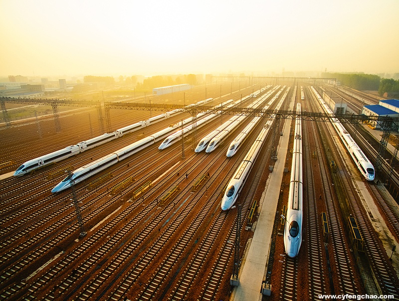 劉強東向高鐵伸出“魔爪”？京東物流無敵了-鋒巢網