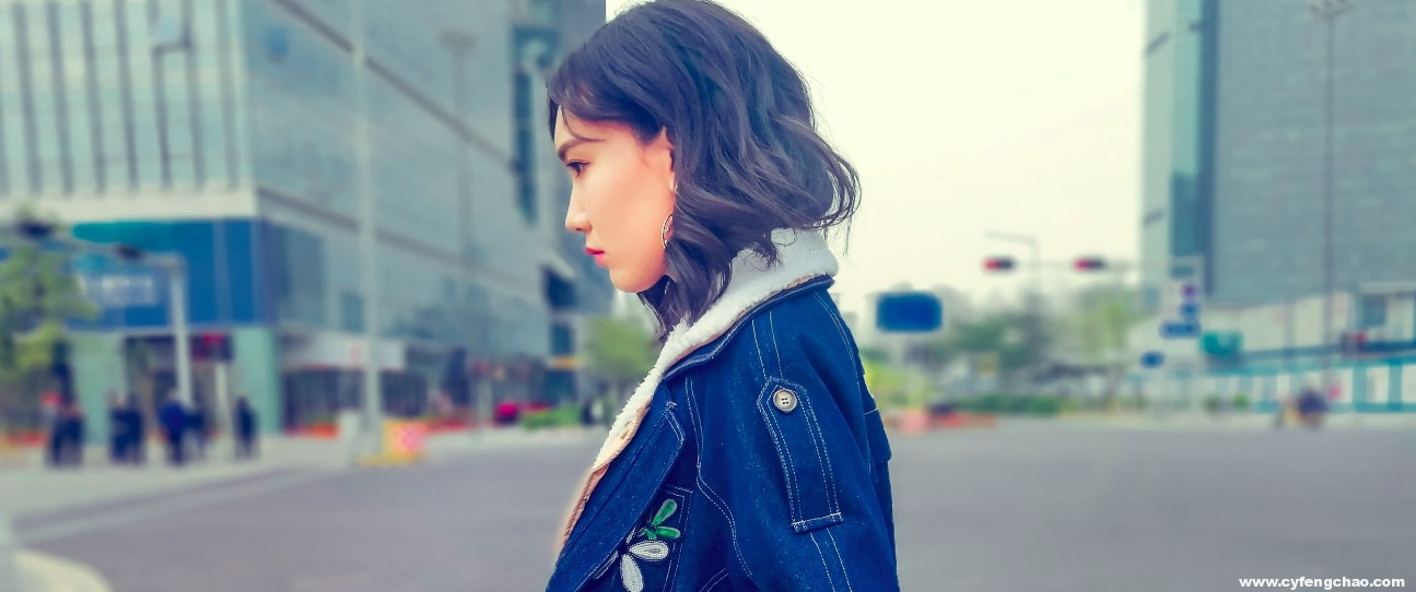 機(jī)鏡合一:360手機(jī)N6 Pro一款絕美的鏡面手機(jī)問世-鋒巢網(wǎng)