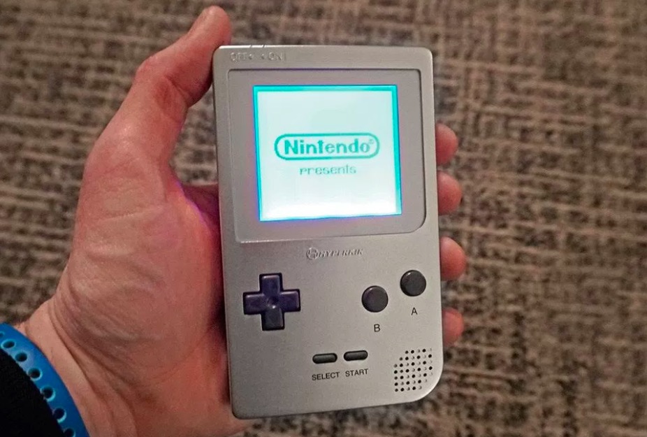燒盡回憶，Hyperkin正在開發(fā)全新版本 Game Boy掌機-鋒巢網(wǎng)