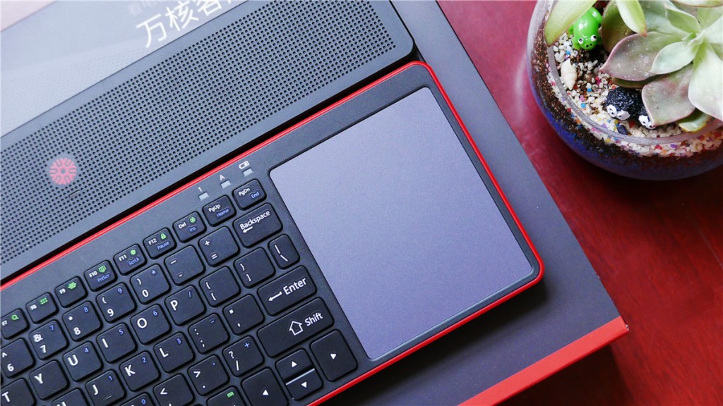 萬核客廳一體機體驗評測：不想做電腦的電視盒子不是好游戲機-鋒巢網(wǎng)