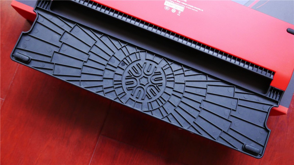 萬核客廳一體機體驗評測：不想做電腦的電視盒子不是好游戲機-鋒巢網(wǎng)