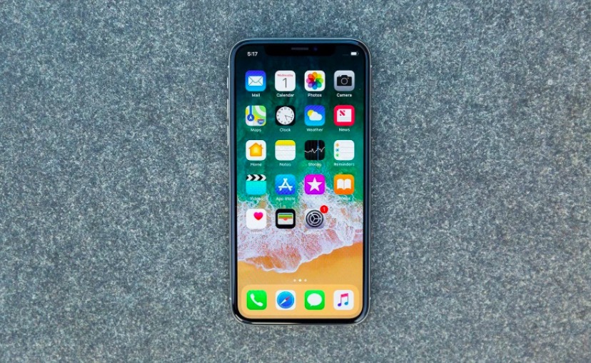 蘋(píng)果2018年: 3 款新 iPhone曝光-鋒巢網(wǎng)