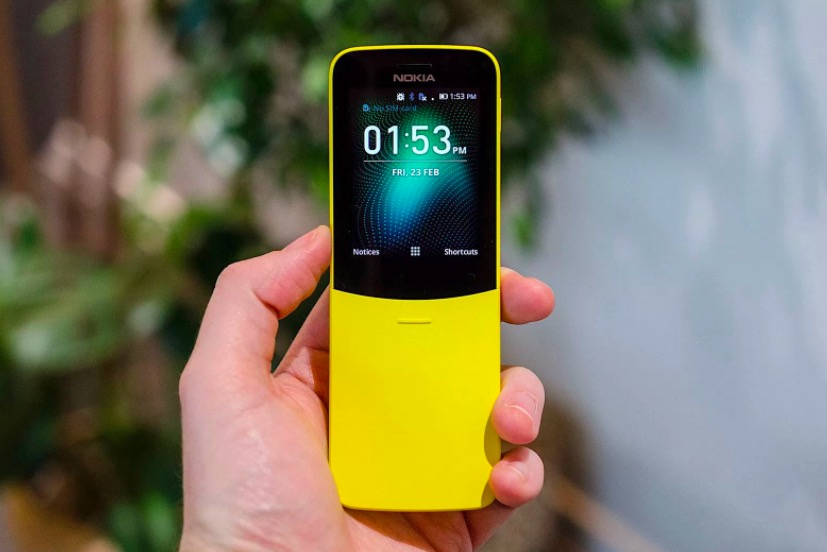 Nokia 重新復(fù)刻《The Matrix》中的經(jīng)典下滑蓋手機(jī) 8110-鋒巢網(wǎng)