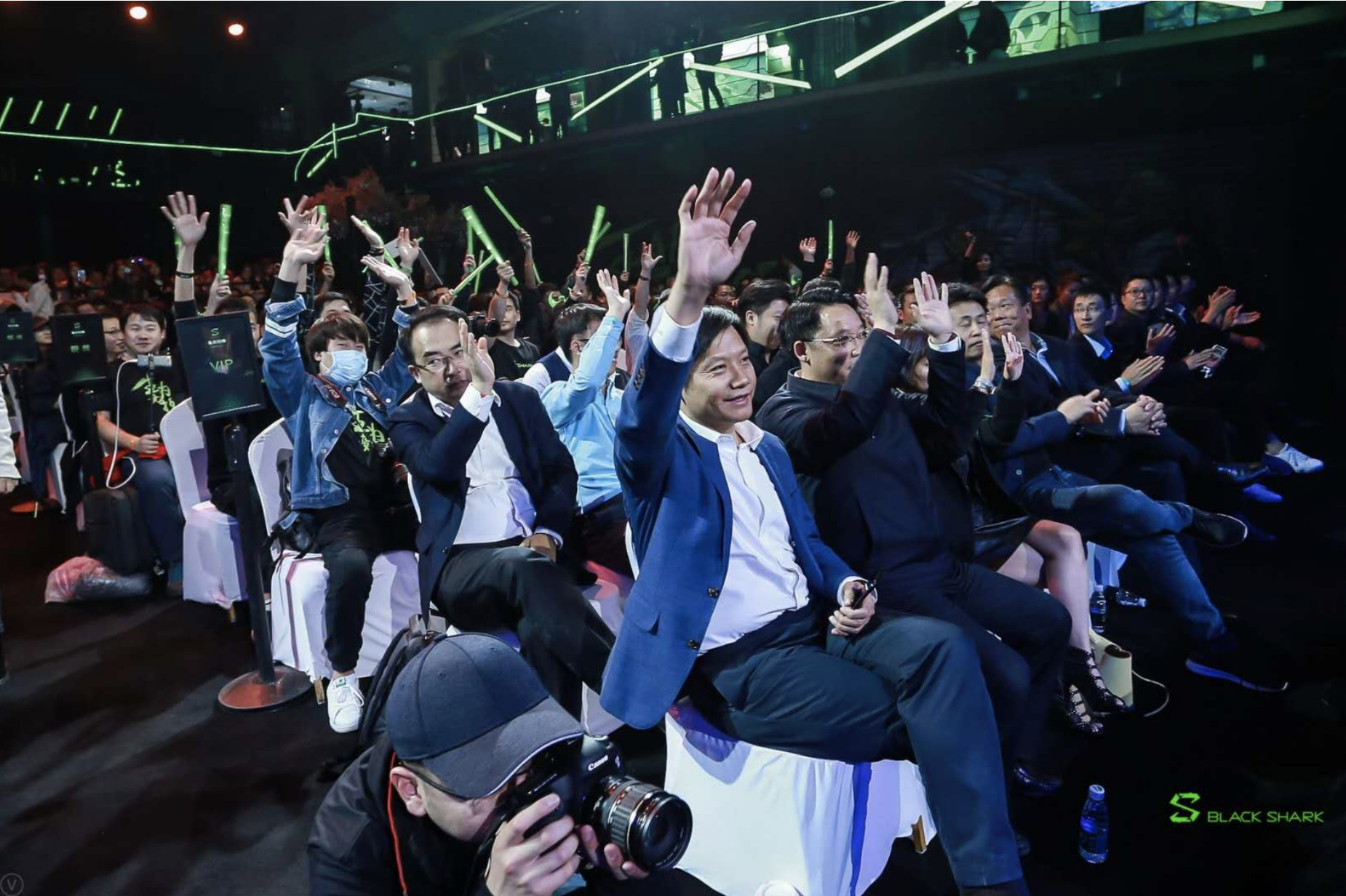 劍走偏鋒，“性能怪獸”黑鯊手機(jī)正式發(fā)布-鋒巢網(wǎng)