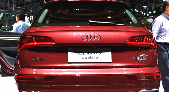 全新奧迪Q5L車展亮相，七月開售：演繹經(jīng)典的延續(xù)-鋒巢網(wǎng)