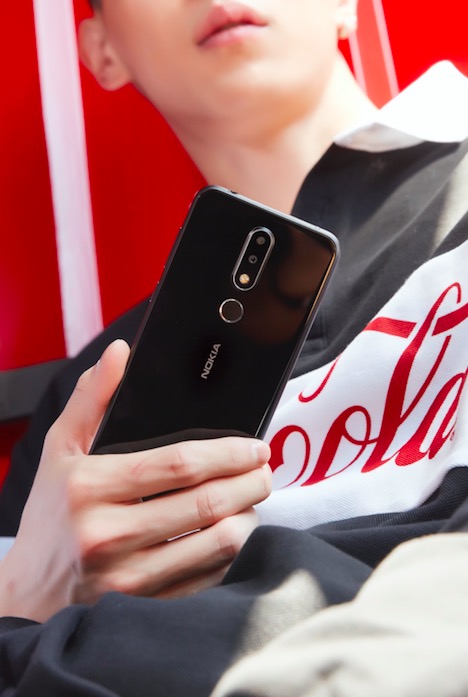 諾基亞發(fā)布“零負(fù)擔(dān)”智能手機Nokia X6：出色實力，顏控全場-鋒巢網(wǎng)