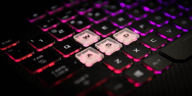 專(zhuān)為FPS和MOBA打造：華碩發(fā)布ROG槍神II和ROG魔霸II電游筆記本-鋒巢網(wǎng)