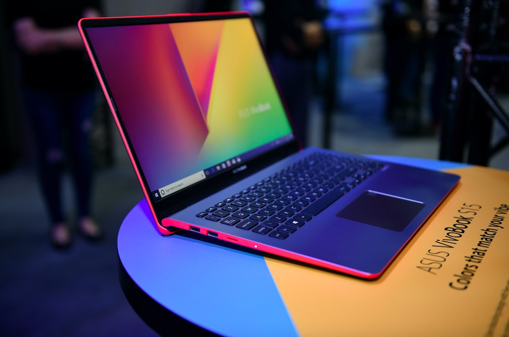 靈耀X領(lǐng)銜 華碩斬獲17項COMPUTEX 2018大獎！-鋒巢網(wǎng)