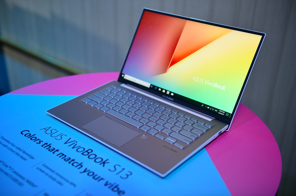 靈耀X領(lǐng)銜 華碩斬獲17項COMPUTEX 2018大獎！-鋒巢網(wǎng)