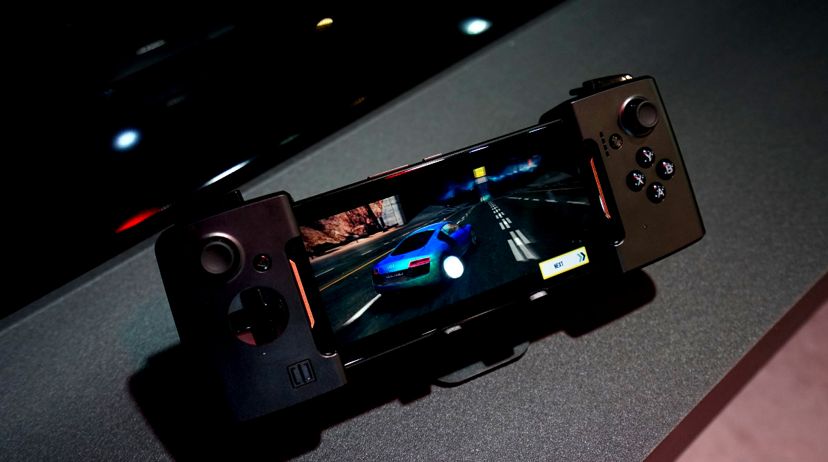 鋒巢網(wǎng)直播| 2018臺北電腦展：只為勇者而生 華碩ROG&靈耀X新品發(fā)布會直播-鋒巢網(wǎng)