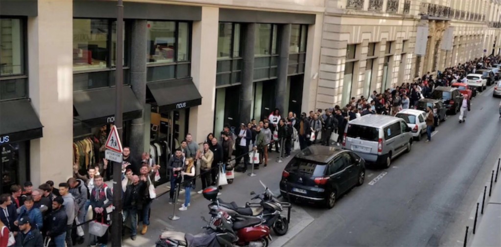 一加6全球銷(xiāo)量破100萬(wàn)臺(tái) 開(kāi)售僅22天-鋒巢網(wǎng)