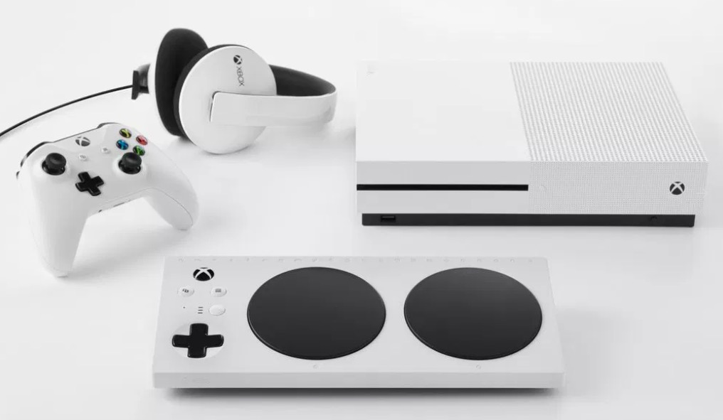 Xbox 全新游戲手柄設(shè)計 超大AB鍵體驗更佳-鋒巢網(wǎng)