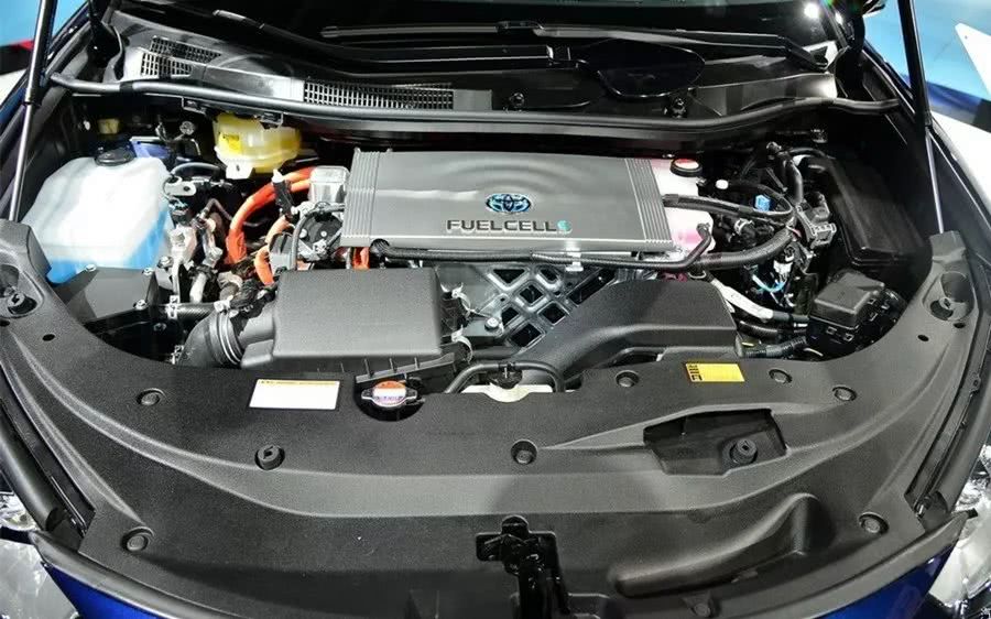 豐田的Mirai不燒一滴油不耗一度電？-鋒巢網(wǎng)