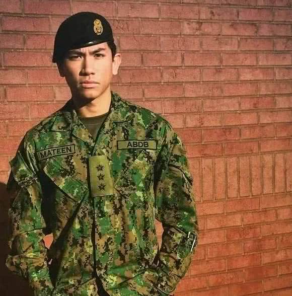 文萊的四王子Abdul Mateen甩王思聰幾條街 家中有豪車7000多輛-鋒巢網(wǎng)