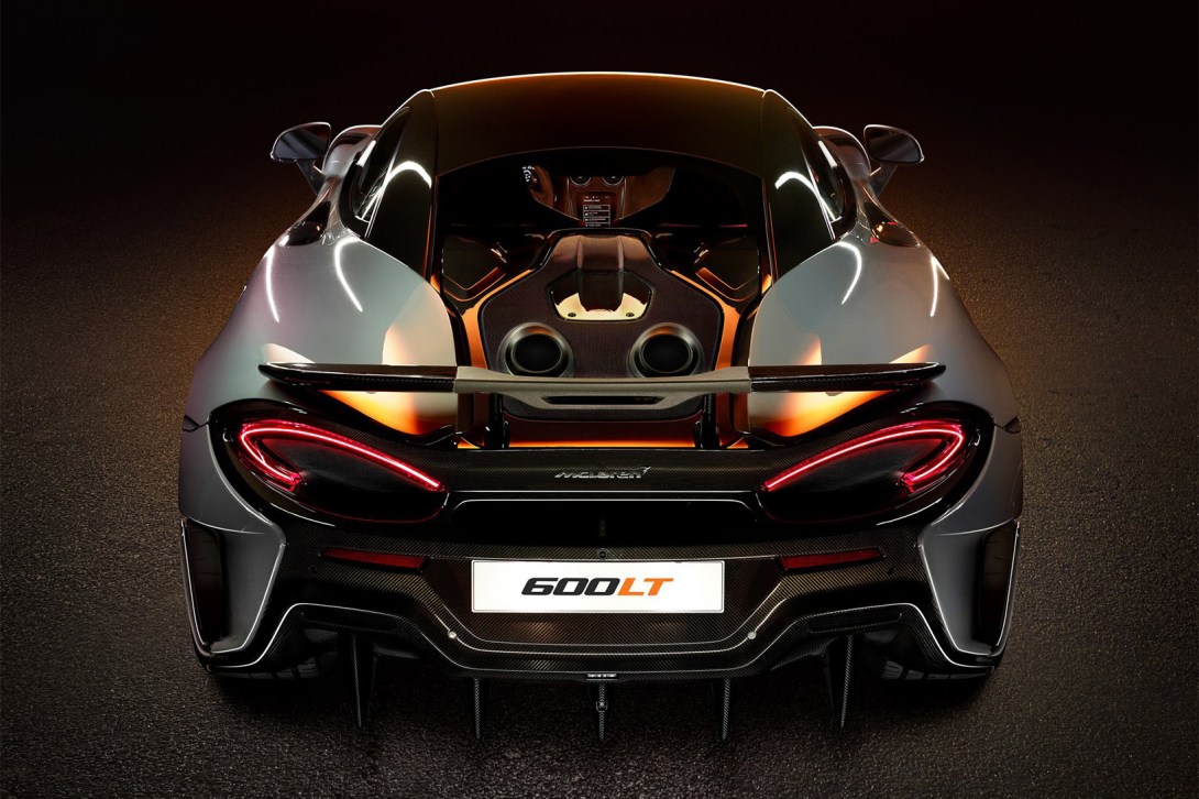 賽道之王  加長(zhǎng)超跑McLaren 600LT-鋒巢網(wǎng)