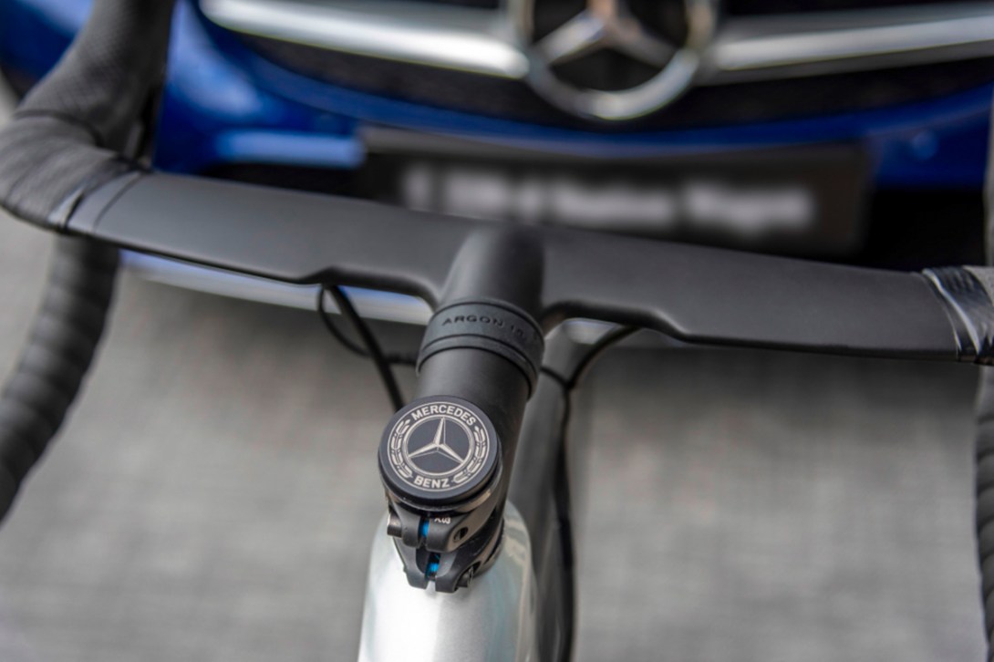 人人駕駛奔馳不是夢(mèng)想  Road Bike帶你飛！-鋒巢網(wǎng)