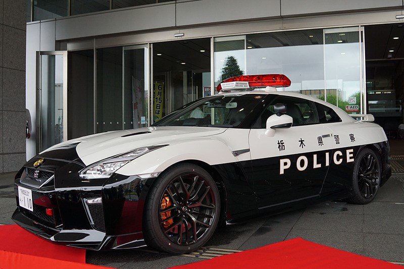 日本最強警車  Nissan GT-R R35-鋒巢網(wǎng)