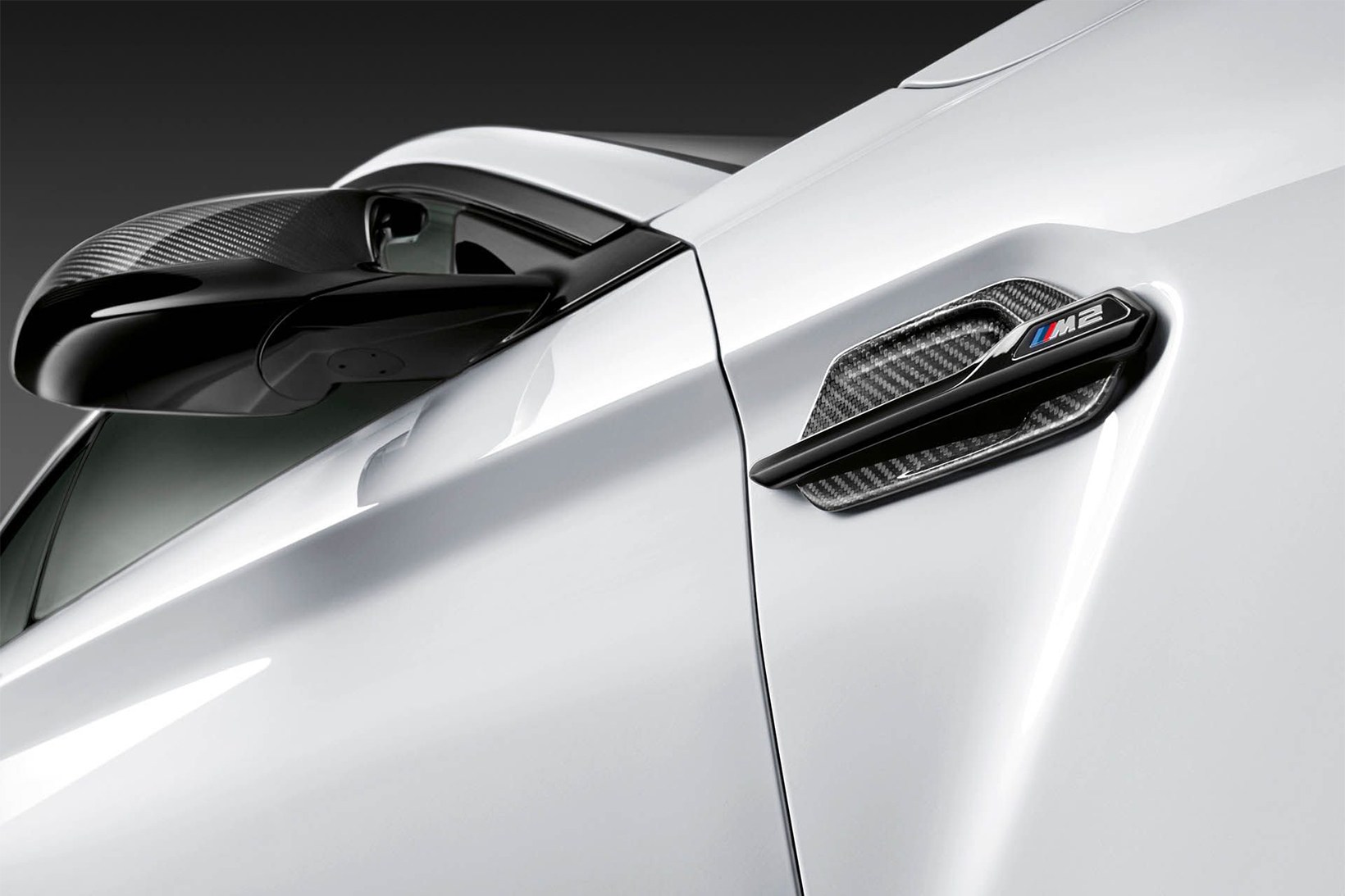 M2 Competition升級(jí)了 專屬 M 運(yùn)動(dòng)套件！-鋒巢網(wǎng)