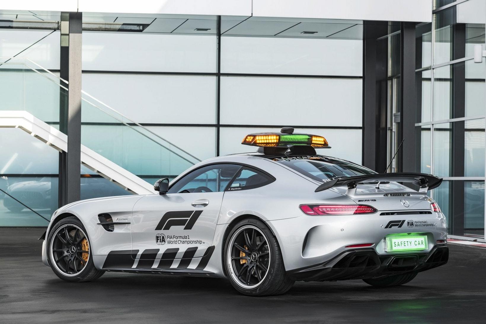 「史上最強」F1 安全車 Mercedes-AMG GT R-鋒巢網(wǎng)