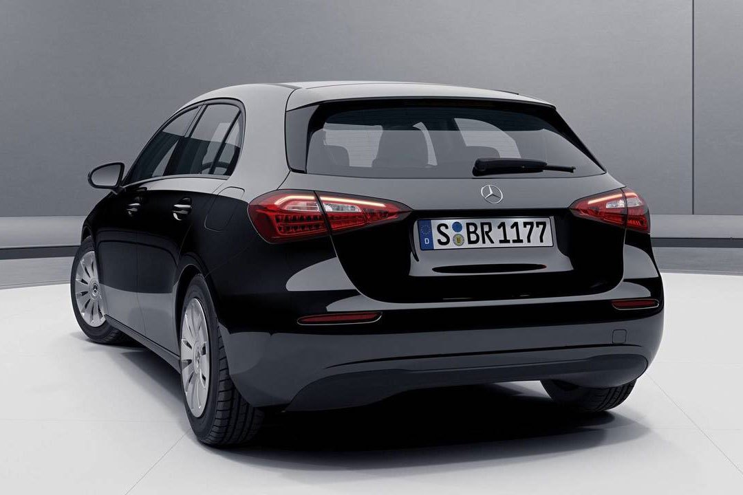 Mercedes-Benz  A180d SE 一切從簡(jiǎn)，但霸氣依然！-鋒巢網(wǎng)