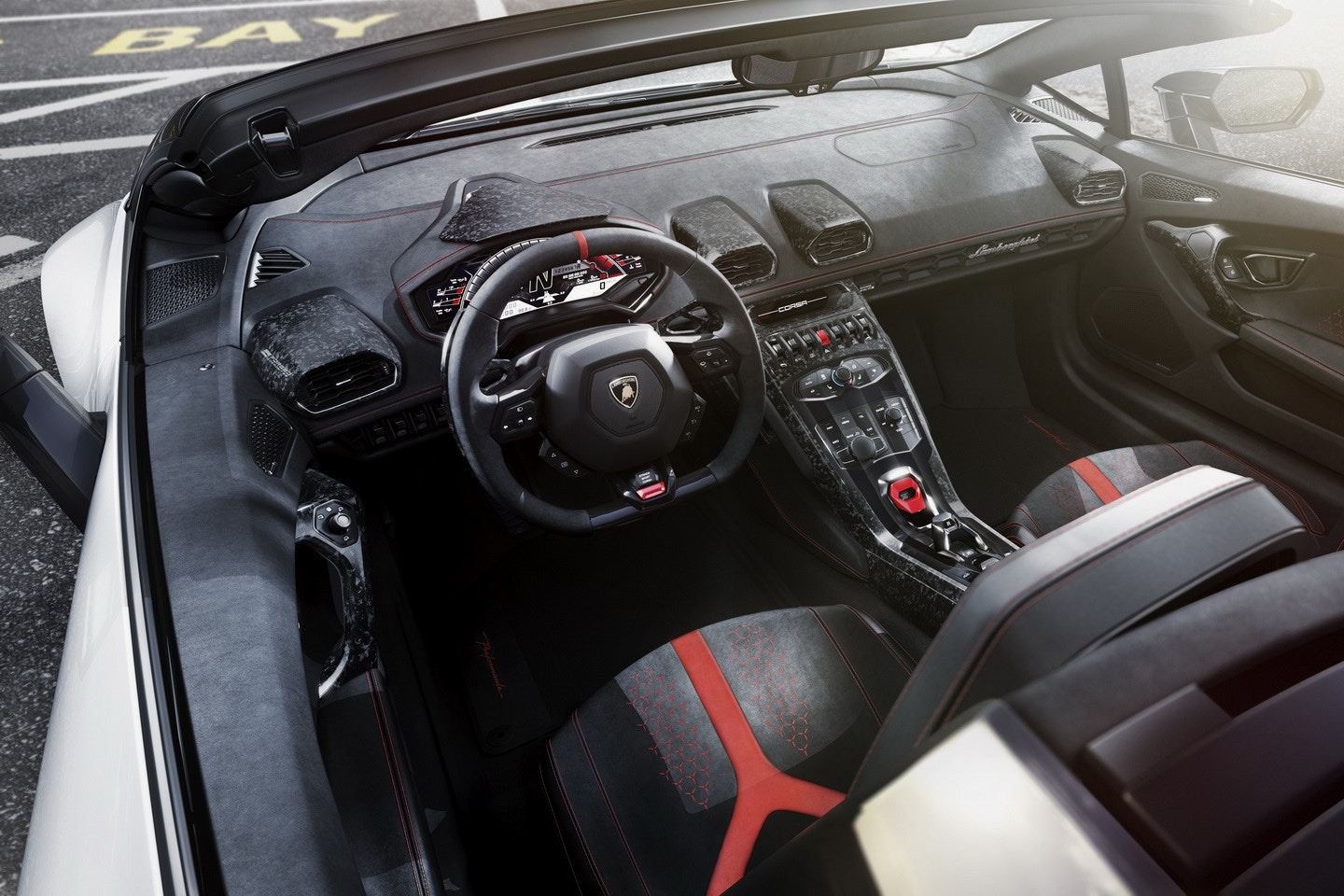 Lamborghini Huracan Performante Spyder 敞篷版，炫酷登場(chǎng)！-鋒巢網(wǎng)