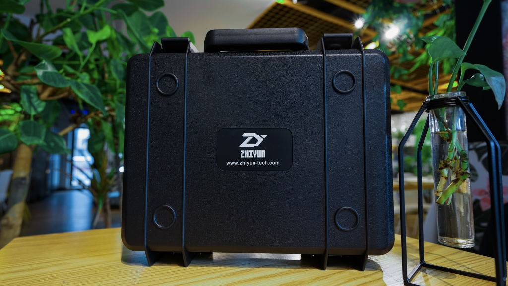 加持飛行模式的三軸穩(wěn)定器云鶴Crane Plus，讓攝影Fly起來-鋒巢網(wǎng)