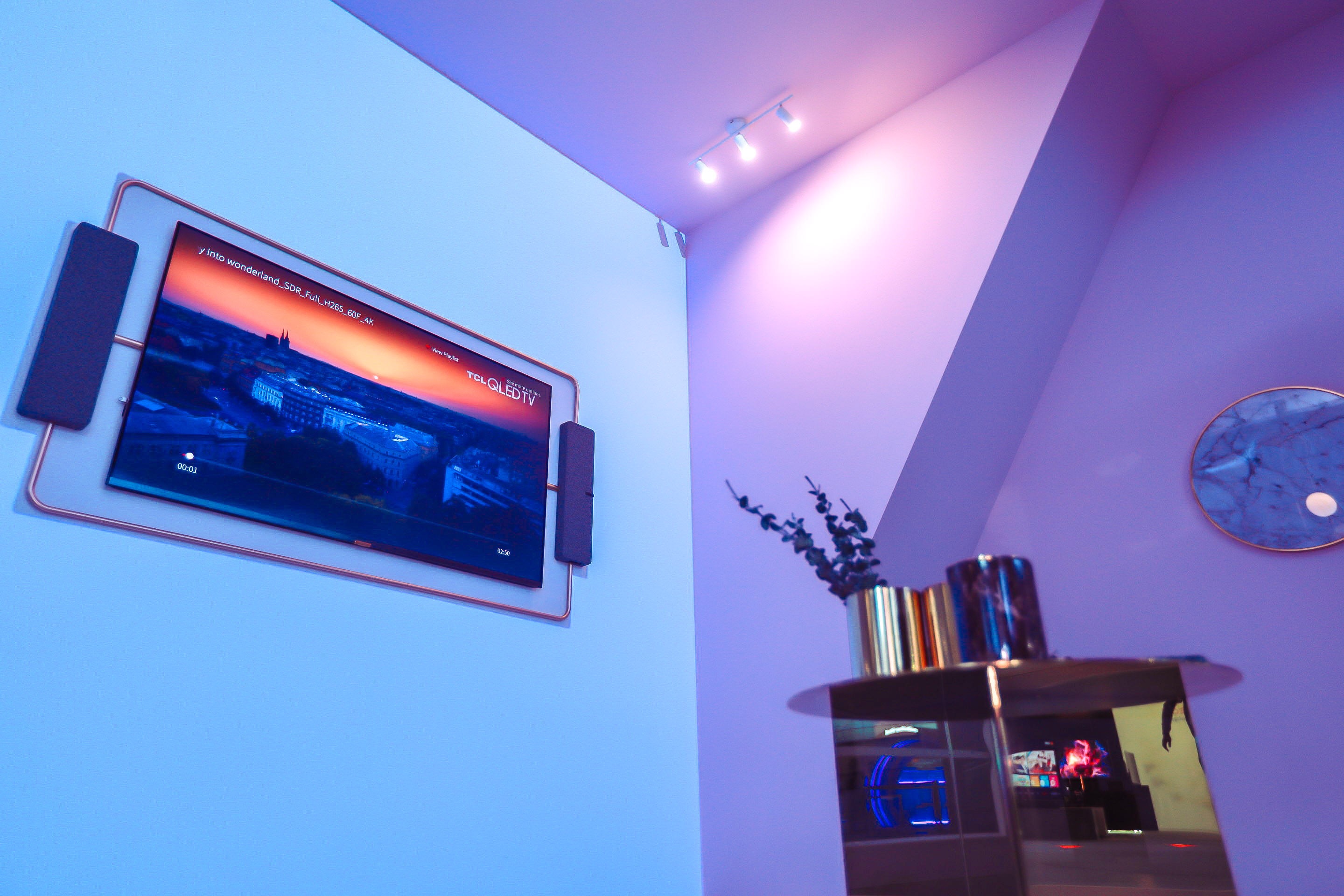 【德國IFA2018 鋒巢網(wǎng)直擊】TCL電視時尚匠心設(shè)計 引發(fā)國內(nèi)外媒體熱議-鋒巢網(wǎng)