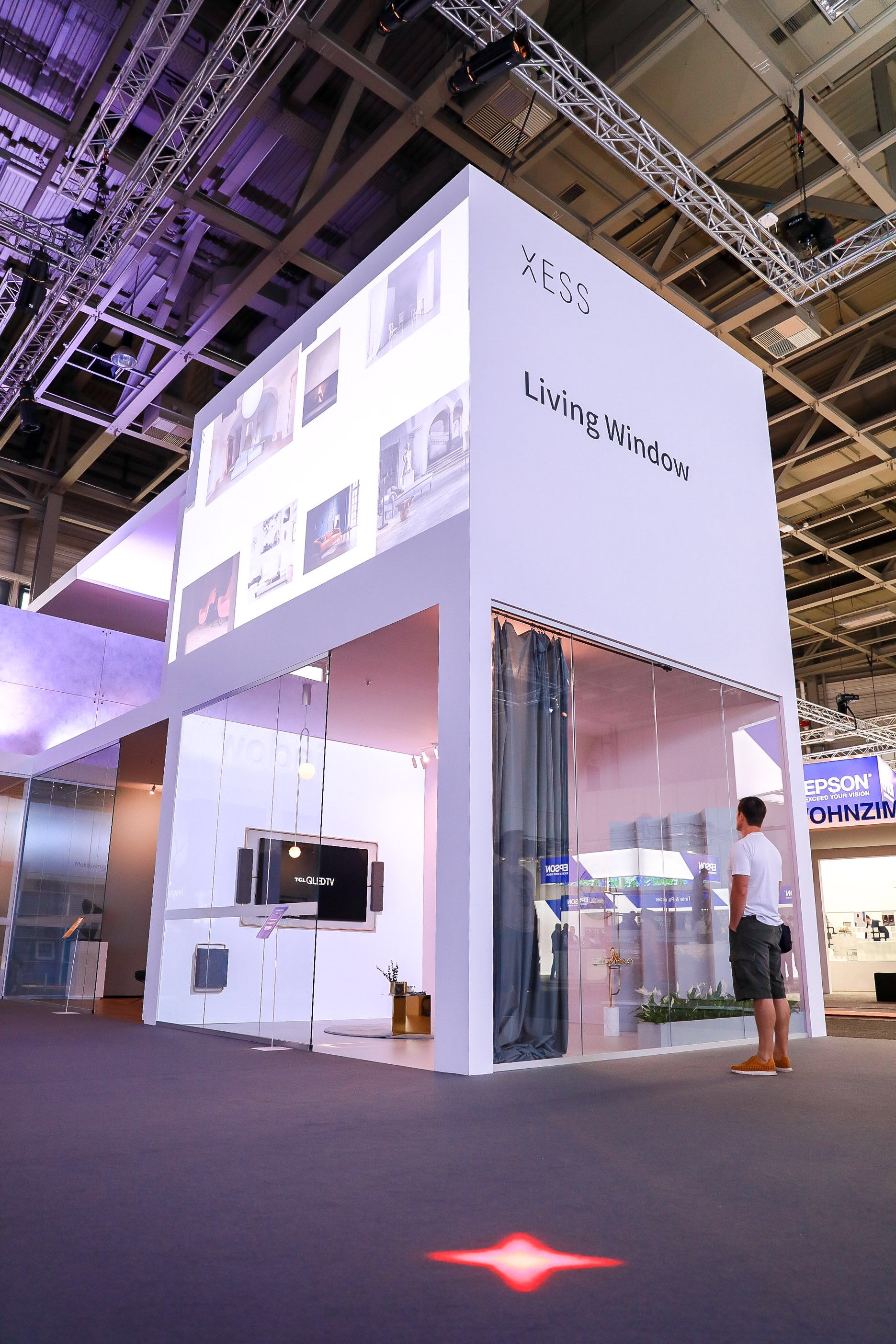 【德國IFA2018 鋒巢網(wǎng)直擊】TCL電視時尚匠心設(shè)計 引發(fā)國內(nèi)外媒體熱議-鋒巢網(wǎng)