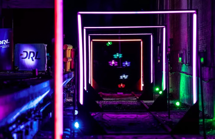 人工智能無人機飛行員 將在比賽中挑戰(zhàn)人類-鋒巢網(wǎng)