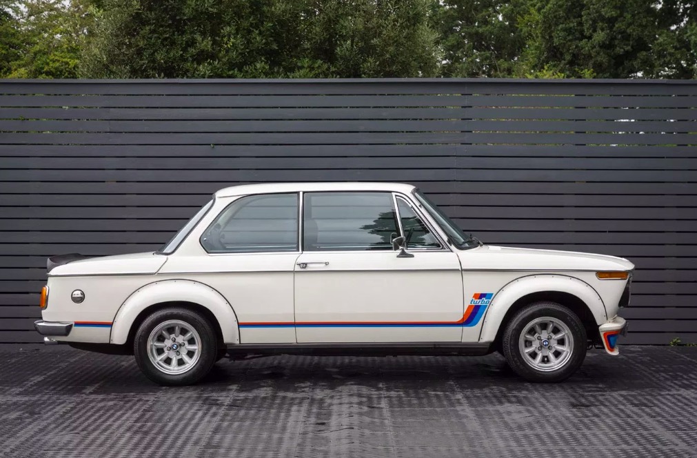 極其經(jīng)典 寶馬 2002 Turbo 公開發(fā)售-鋒巢網(wǎng)