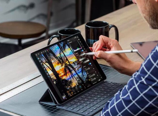 在蘋果10月份的硬件發(fā)布會(huì)上，你會(huì)看到什么呢-鋒巢網(wǎng)