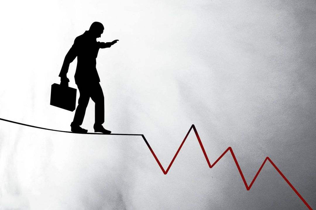 美股暴跌的背景下，科技公司或正在開啟發(fā)展新世代-鋒巢網(wǎng)